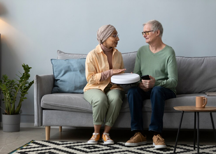 Friendly caregiver offering NDIS help with daily household tasks Melbourne for independent living support